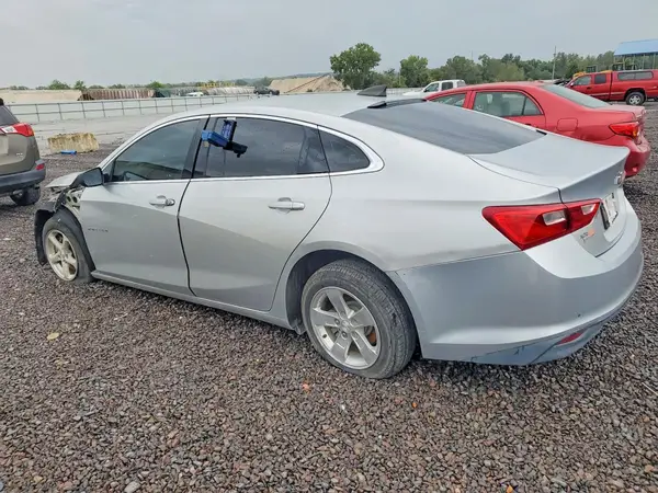 1G1ZB5ST8HF132690 — 2017 Chevrolet Malibu, фото 2 с аукциона Copart 06.10.2026, Передняя часть