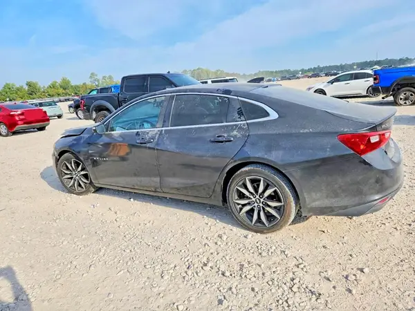 1G1ZE5ST4HF282478 — 2017 Chevrolet Malibu, фото 2 с аукциона Copart, Передняя часть