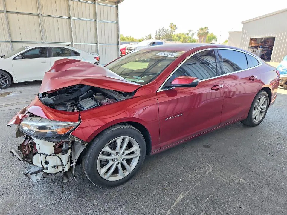 2018 Chevrolet Malibu VIN 1G1ZD5ST4JF114168 фото 1