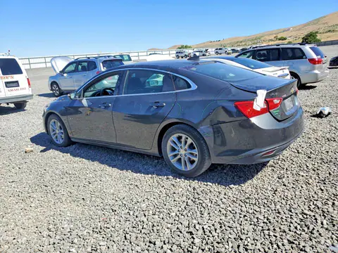 2018 Chevrolet Malibu VIN 1G1ZD5ST6JF223795 фото 2