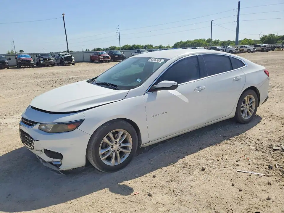1G1ZD5ST0JF276380 Chevrolet Malibu 2018 — повреждение Передняя часть, фото до ремонта