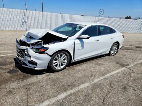 1G1ZD5ST1JF174764 — 2018 Chevrolet Malibu, Передняя часть (Front End), фото до ремонта