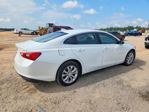 1G1ZD5ST3JF101881 — 2018 Chevrolet Malibu, фото 3 с аукциона Copart 06.10.2026, Мелкие вмятины и царапины
