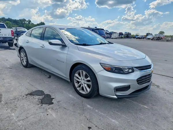 1G1ZD5ST8JF152826 — 2018 Chevrolet Malibu, фото 4 с аукциона Copart, Задняя часть