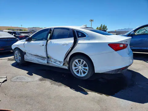 2018 Chevrolet Malibu VIN 1G1ZD5ST7JF266445 фото 2