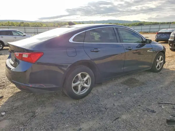 1G1ZC5ST4JF210837 — 2018 Chevrolet Malibu, фото 3 с аукциона Copart, Передняя часть