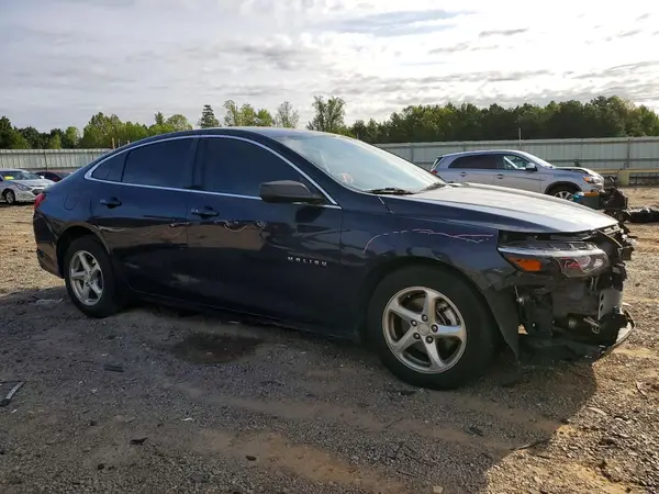 1G1ZC5ST4JF210837 — 2018 Chevrolet Malibu, фото 4 с аукциона Copart, Передняя часть