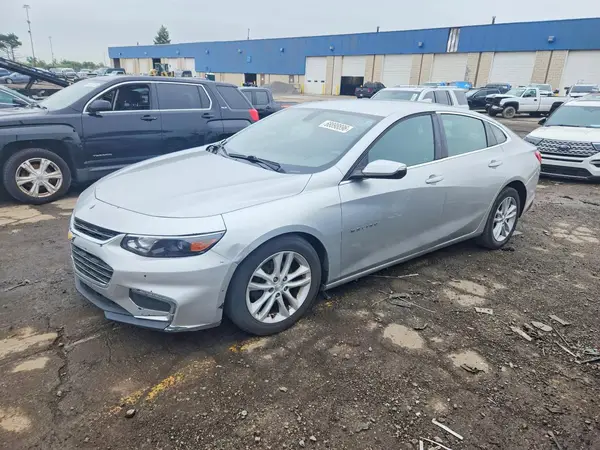 1G1ZD5ST2JF129588 — 2018 Chevrolet Malibu, Передняя часть (Front End), фото до ремонта