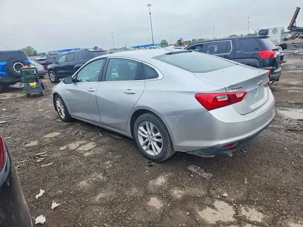 1G1ZD5ST2JF129588 — 2018 Chevrolet Malibu, фото 2 с аукциона Copart 09.10.2026, Передняя часть