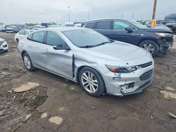 1G1ZD5ST2JF129588 — 2018 Chevrolet Malibu, фото 4 с аукциона Copart 09.10.2026, Передняя часть