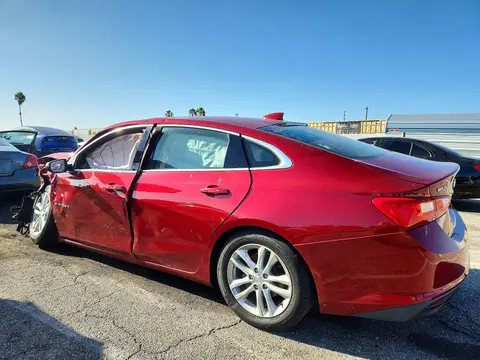 2018 Chevrolet Malibu VIN 1G1ZD5ST7JF200493 фото 2