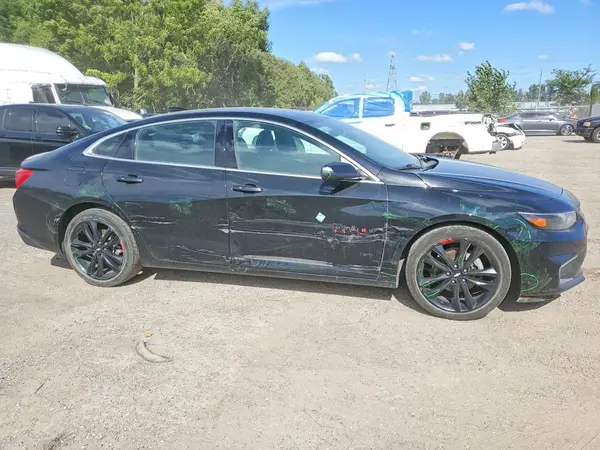 1G1ZD5ST8JF224768 — 2018 Chevrolet Malibu, фото 4 с аукциона Copart 06.10.2026, Боковая часть