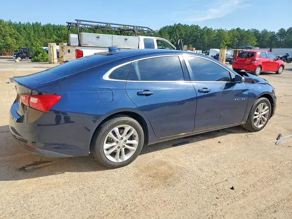 1G1ZD5ST3JF157707 — 2018 Chevrolet Malibu, фото 3 с аукциона Copart, Передняя часть
