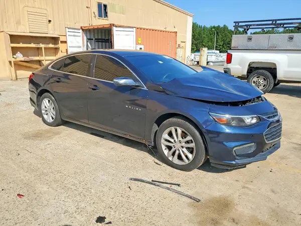 1G1ZD5ST3JF157707 — 2018 Chevrolet Malibu, фото 4 с аукциона Copart, Передняя часть