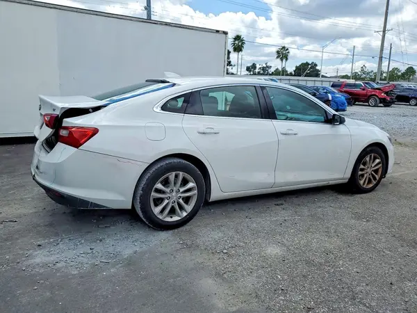 1G1ZD5STXJF152553 — 2018 Chevrolet Malibu, фото 3 с аукциона Copart 02.10.2026, Задняя часть