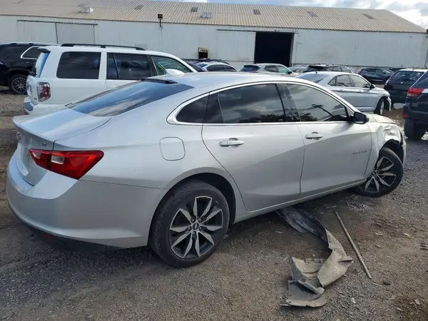 1G1ZD5ST7JF267644 — 2018 Chevrolet Malibu, фото 3 с аукциона Copart, Передняя часть