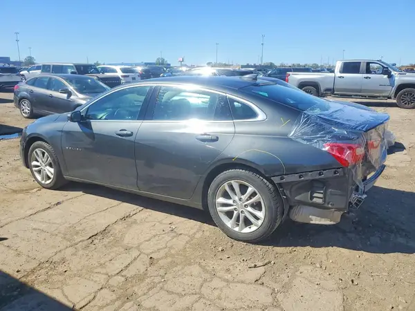 1G1ZD5ST2JF250315 — 2018 Chevrolet Malibu, фото 2 с аукциона Copart, Задняя часть