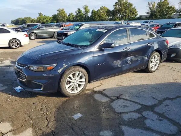 1G1ZD5ST9JF133184 — 2018 Chevrolet Malibu, Боковая часть (Side), фото до ремонта