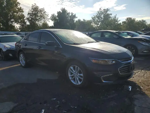 1G1ZD5ST9JF133184 — 2018 Chevrolet Malibu, фото 4 с аукциона Copart, Боковая часть