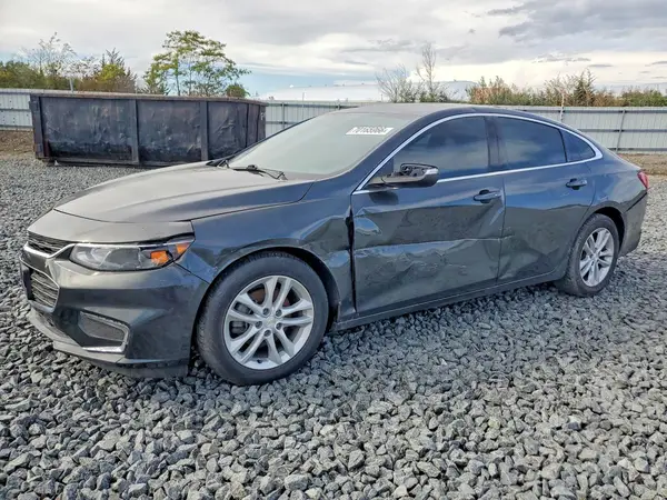 1G1ZD5ST4JF110587 — 2018 Chevrolet Malibu, Боковая часть (Side), фото до ремонта