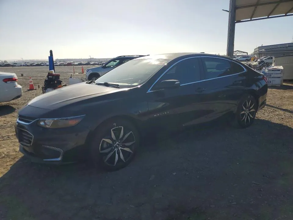 2018 Chevrolet Malibu VIN 1G1ZD5STXJF100775 фото 1