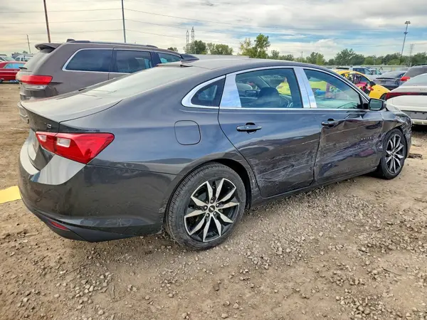 2018 CHEVROLET MALIBU VIN 1G1ZD5ST2JF163935 фото 3