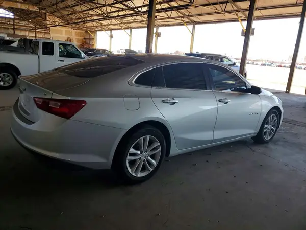 1G1ZD5ST4JF236397 — 2018 Chevrolet Malibu, фото 3 с аукциона Copart 12.10.2026, Механические повреждения