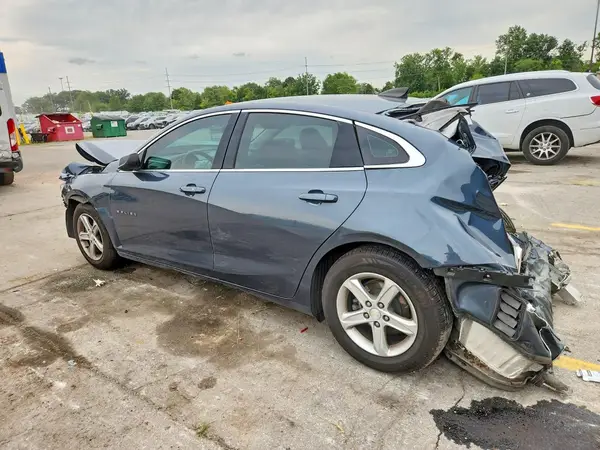 2019 CHEVROLET MALIBU VIN 1G1ZB5ST4KF203939 фото 2