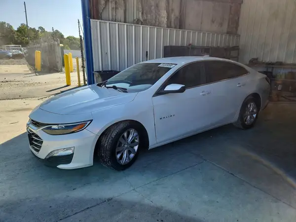 1G1ZD5ST5KF201207 — 2019 Chevrolet Malibu, Передняя часть (Front End), фото до ремонта