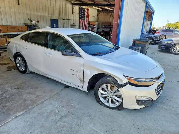 1G1ZD5ST5KF201207 — 2019 Chevrolet Malibu, фото 4 с аукциона Copart, Передняя часть