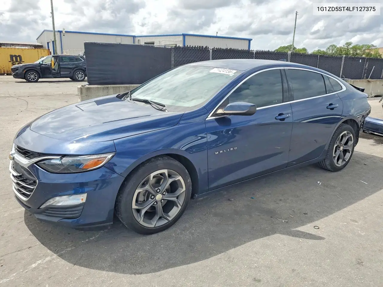 1G1ZD5ST4LF127375 Chevrolet Malibu 2020 — повреждение Задняя часть, фото до ремонта