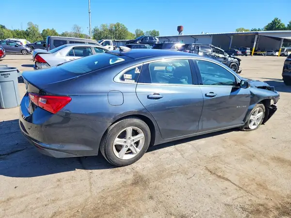 1G1ZB5ST4MF052104 — 2021 Chevrolet Malibu, фото 3 с аукциона Copart, Передняя часть