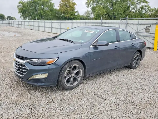 1G1ZD5ST7MF007507 — 2021 Chevrolet Malibu, Задняя часть (Rear End), фото до ремонта
