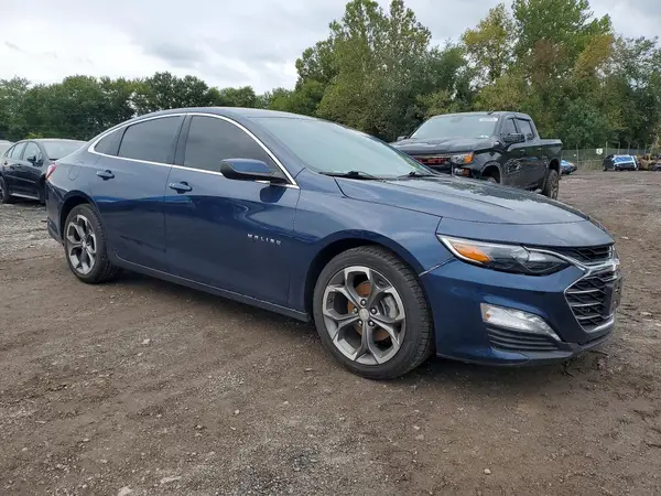1G1ZD5ST8NF113255 — 2022 Chevrolet Malibu, фото 4 с аукциона Copart, Боковая часть