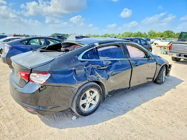 1G1ZB5ST8NF208484 — 2022 Chevrolet Malibu, фото 3 с аукциона Copart, Опрокидывание