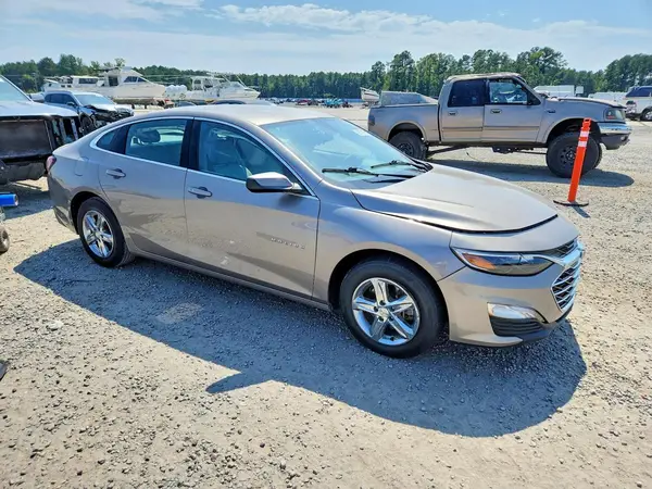 1G1ZD5ST5NF134774 — 2022 Chevrolet Malibu, фото 4 с аукциона Copart, Боковая часть