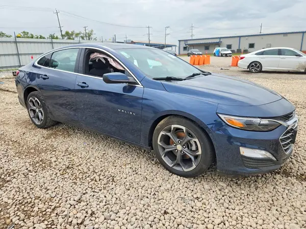 1G1ZD5STXNF153711 — 2022 Chevrolet Malibu, фото 4 с аукциона Copart, Боковая часть