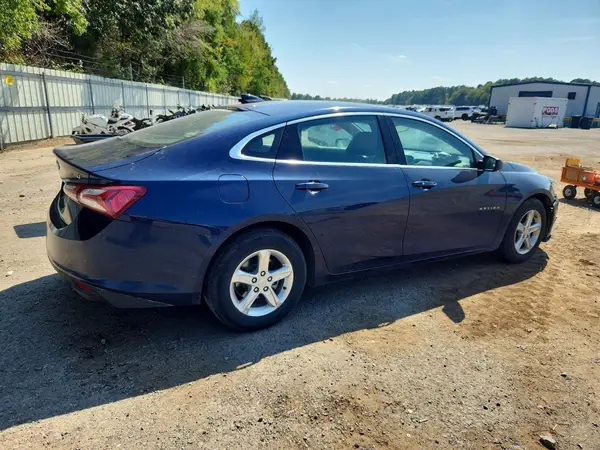 1G1ZD5ST5NF143653 — 2022 Chevrolet Malibu, фото 3 с аукциона Copart, Передняя часть