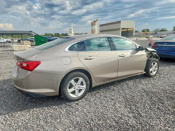 1G1ZD5STXPF175484 — 2023 Chevrolet Malibu, фото 3 с аукциона Copart, Передняя часть