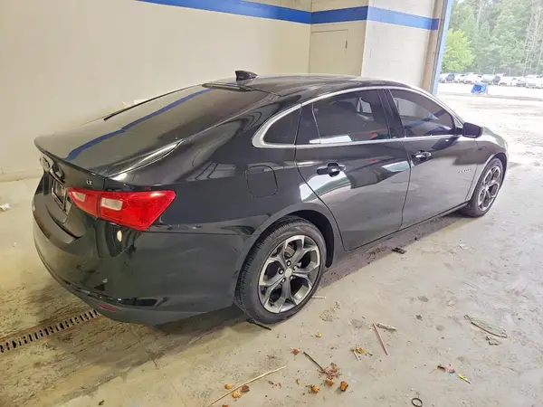 1G1ZD5ST0PF124057 — 2023 Chevrolet Malibu, фото 3 с аукциона Copart, Механические повреждения