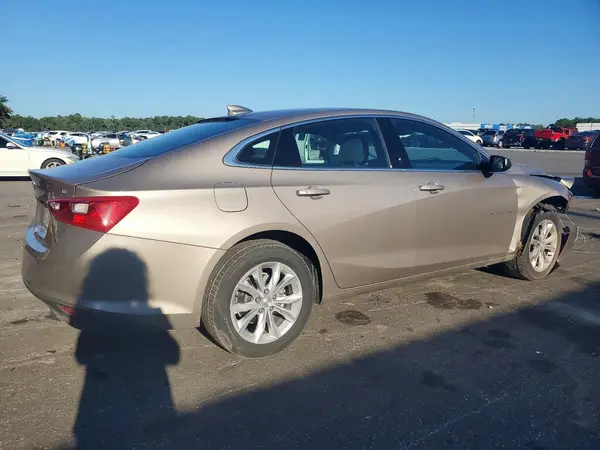 1G1ZD5ST3PF204758 — 2023 Chevrolet Malibu, фото 3 с аукциона Copart, Передняя часть