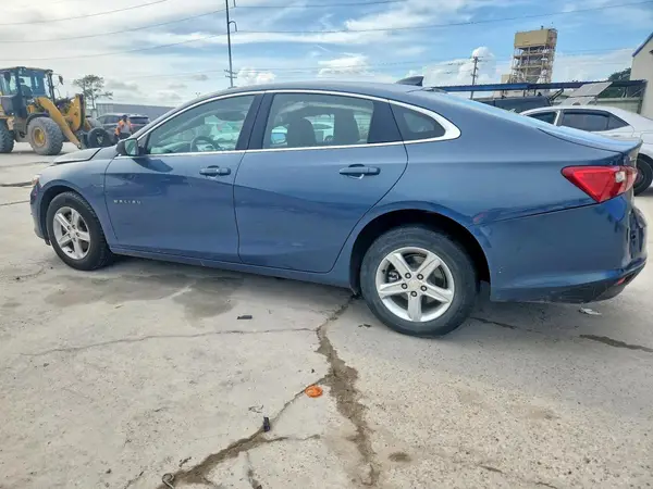 1G1ZB5ST2RF187072 — 2024 Chevrolet Malibu, фото 2 с аукциона Copart, Передняя часть