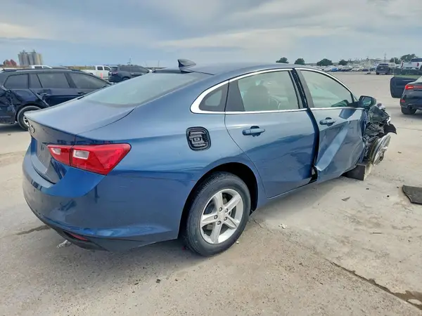1G1ZB5ST2RF187072 — 2024 Chevrolet Malibu, фото 3 с аукциона Copart, Передняя часть