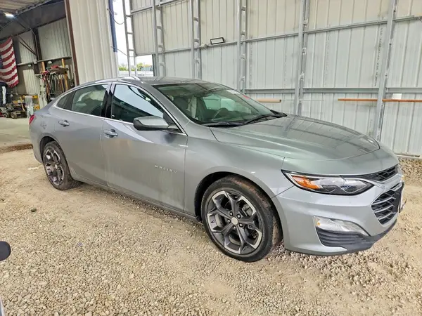 1G1ZD5ST9RF167184 — 2024 Chevrolet Malibu, фото 4 с аукциона Copart, Боковая часть