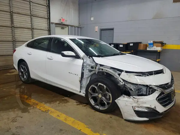 1G1ZD5ST3RF171635 — 2024 Chevrolet Malibu, фото 4 с аукциона Copart, Передняя часть