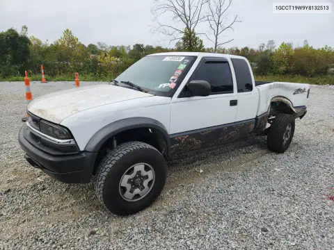 1GCCT19W9Y8132513 — 2000 Chevrolet S-10 Pickup, Сторона, фото до ремонта