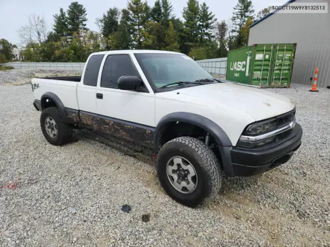 2000 Chevrolet S Truck S10 VIN 1GCCT19W9Y8132513 фото 4