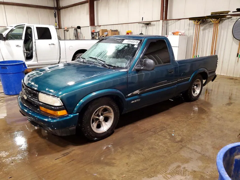 1998 CHEVROLET S TRUCK VIN 1GCCS1443W8135848 фото 1