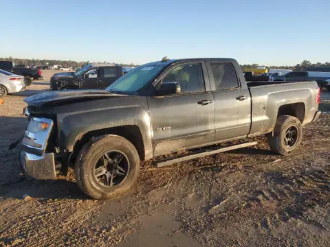 2018 CHEVROLET SILVERADO C1500 LT VIN 2GCRCREC2J1104100 фото 1