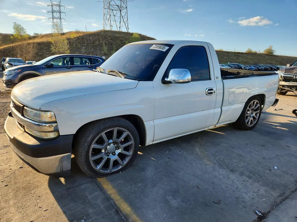 2000 CHEVROLET SILVERADO VIN 1GCEC14V5YE422885 фото 1